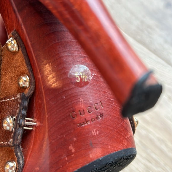Brown suede, Gucci Horsebit slide clogs, Size 35 - Picture 5 of 14